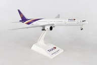 Model samolotu Boeing 777-300 THAI 1:200 HS-TKM