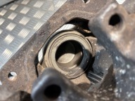 strmeň Brzdový ľavý predok BMW E60 2,0D