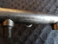 AUDI Moulage Carburant de l’injection 06E130089D