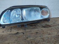 VOLVO V70 II left light front front 30698835 EUROPA
