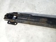 Hyundai i30 and sider below bumper front