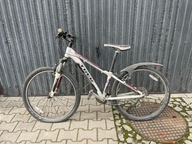 Rower MTB Trek 3 Series 3700 rama 18 cali koło 26 " biały