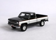 Auto World 1:64 1981 Chevy Silverado Fleetside