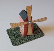 Model kartonového větrného mlýna