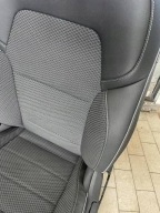 Komptel Sitze z boczkami Renault Arkana