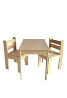 Drewniany stolik z 2 krzesełkami dla dziecka