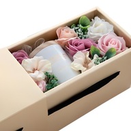Flower Box mydlové kvety SVIEČKA v krabici DARČEK NA DEŇ MÁME PRE MAMIČKU
