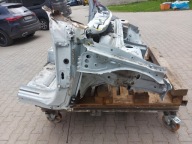 VOLVO XC40 LIFT quarter front right