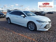 Toyota Avalon Toyota Avalon XLE, od ubezpieczalni