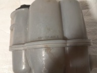 AUDI A4 B9 Réservoir eau 8W1121405E