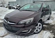 Opel Astra Opel Astra 1,4 Turbo Cosmo 140 km s...