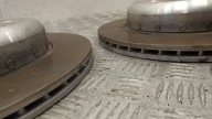 BMW G20 kotuče plotýnky třmeny záď 6882246 6882245 330X20