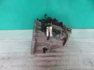 RENAULT TRAFIC OPEL VIVARO 19R 1.6 DCI Getriebe PF6040