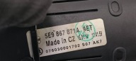 blinds boot 5E9867871A SKODA OCTAVIA III