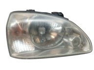 light front right EU Kia Carens and (1999-2006)