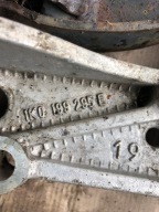 Querlenker VW SKODA AUDI 1K0407189E 1K0199295E