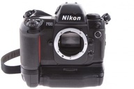 Analogowy Nikon F100 + MB15