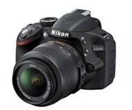 Nikon D3200 korpus + Nikkor 18-55mm f/3.5-5.6G VR