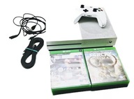 KONSOLA XBOX ONE S + PAD + KABLE + GRY