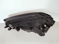 light front right VW GOLF VII SPORTSVAN 14