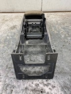 AUDI Q3 8U bracciolo TUNELU SRODKOWEGO MATERIAL 8U0864283A