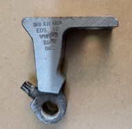 hinge (POLOWKA) Z door left front DOL lower AUDI A4 B8 A5 8T 8K0831401A