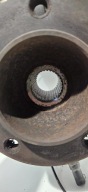 otoč čepu pravý předek NISSAN NV400 10-24