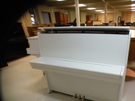 pianino PETROF wysokość 117 cm, białe stan idealny