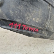 TOYOTA AVENSIS and 1 97-03 mudguard front front right