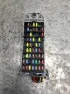 Module fusibles OPEL MERIVA A LIFT 93363136