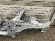 Volvo V60 II 2022 right quarter front threshold pillar