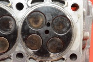 head. of the engine left 0593C AUDI A4 B8 2.7 TDI 190 KM 07-11