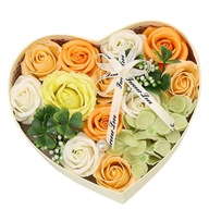 Flowerbox mydlane róże pachnące mydełka prezent na Dzień Matki urodziny