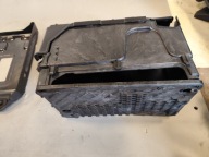 MERCEDES W246 B KLASA LIFT obal držák akumulátoru