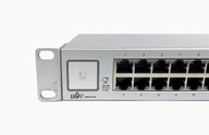 Switch Ubiquiti US-48 strieborný