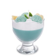 Tyrkysová sviečka dezert ľadový pohár so zmrzlinou dekorácia
