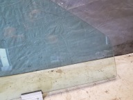 VOLVO 850 KOMBI window right front