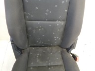 Sitz rechts Mazda II 2 DY 03r.
