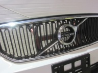 VOLVO XC40 XC 40 bumper 6PDC front front complete colour BIALY 614 #614