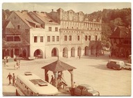 KAZIMIERZ DOLNY :: Rynek - Zabytkowa studnia