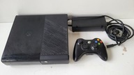 KONSOLA XBOX 360 E 4GB CZARNA ORYGINALNY PAD ZASILACZ STAN DOBRY GWR