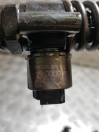 Pumpedüse VOLKSWAGEN TOURAN 1 03G130073B