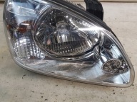 light right front front KIA CARENS II 2005r. EUROPA