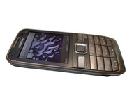Mobilný telefón Nokia E52 4 MB / 128 MB 3G strieborný