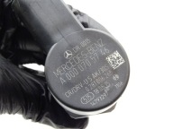 Vanne REGULATOR Pression Carburant MERCEDES C W205 E W212 2.2 CDI A0000705746