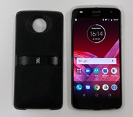 Smartfon Motorola Moto Z2 Play 4 GB / 64 GB+GŁOŚNIK JBL (899/24)