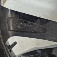 RENAULT 403004873R 7JX19 CH5-32 19" disk hliníkový