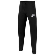 S (128-137cm) Nohavice Nike NSW Sportswear CI2911 010 čierna S (128-137cm)