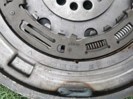 RENAULT CLIO CAPTUR wheel flywheel 123105323R new