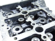 TESTATA Valvole BMW E60 E87 E90 2.0D N47 778109304